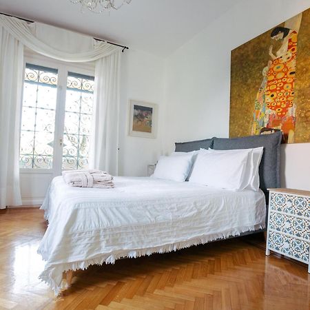 Bed&Breakfast Relax In The Lake Desenzano del Garda Exteriör bild