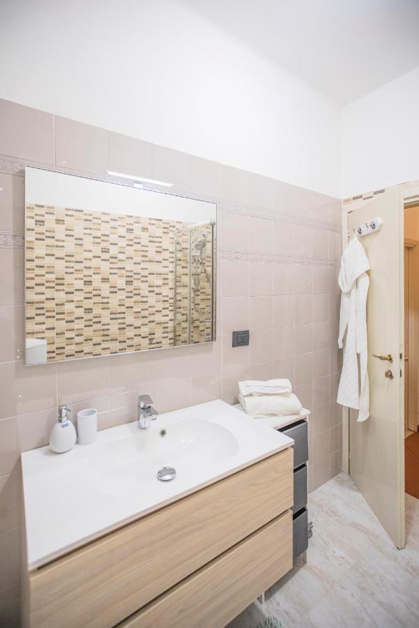 Bed&Breakfast Relax In The Lake Desenzano del Garda Exteriör bild
